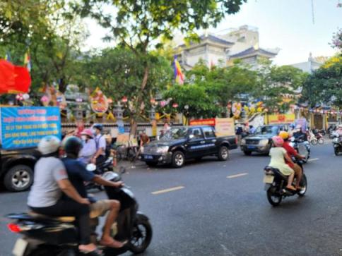 Đà Nẵng ra quân tuyên truyền, kiểm tra, xử lý  tình trạng lang thang xin ăn,xin ăn biến tướng trên địa bàn thành phố nhân Đại Lễ Phật Đản năm 2022